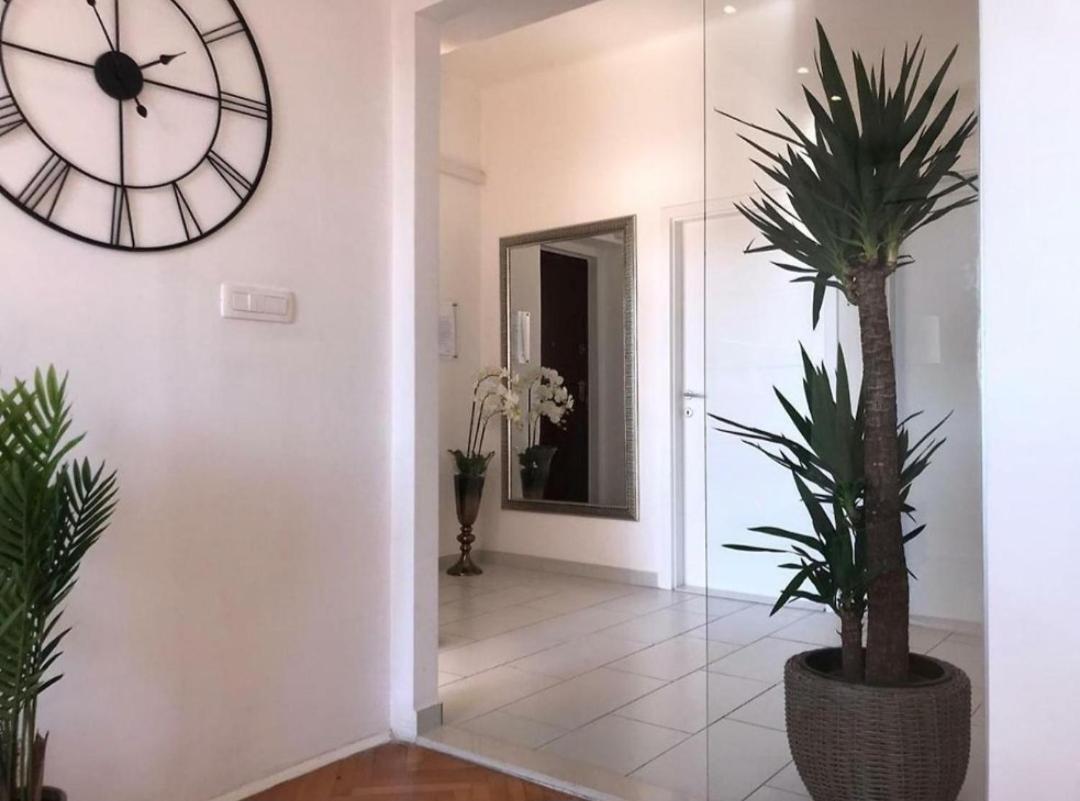 Cozy Apartment Solis-City Center Spalato Esterno foto